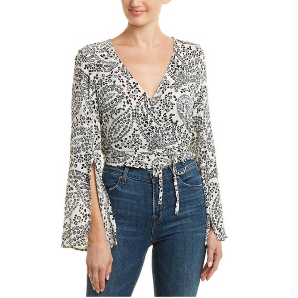 Jack by BB Dakota Flowy Long Sleeve Adjustable Top